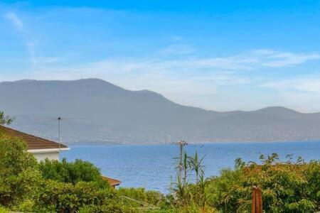 Spacious Modern Home Outstanding Views Sleeps 9 Hobart Kültér fotó
